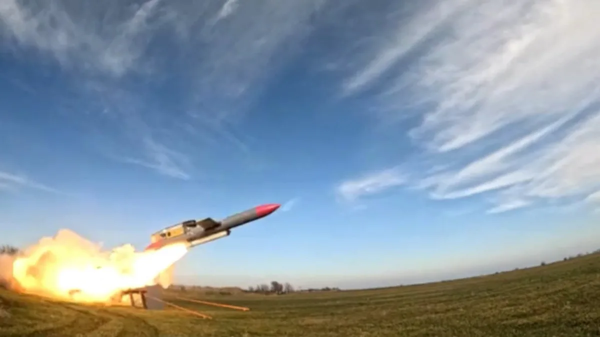 Rachetă FP-5 „Flamingo” lansată în timpul unui exercițiu militar.