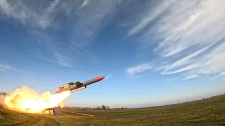 Rachetă FP-5 „Flamingo” lansată în timpul unui exercițiu militar.