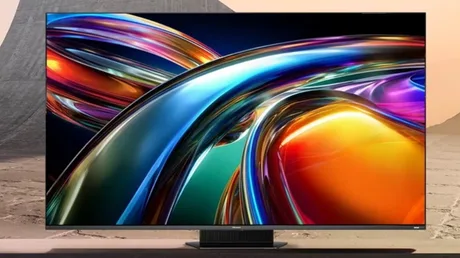 Televizorul Hisense UR9S cu tehnologie Mini LED și DisplayPort pentru gaming avansat.