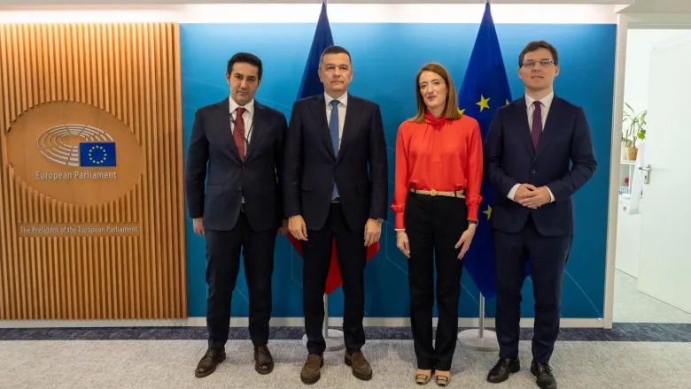 Întâlnire la Bruxelles între lideri politici români și europeni pentru stabilitate și cooperare.