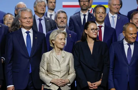 Reprezentanți ai Comisiei Europene la Conferința pentru Reconstrucția Ucrainei.