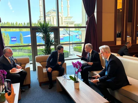 Întâlnire între liderii român și canadian pentru cooperarea în energie nucleară.