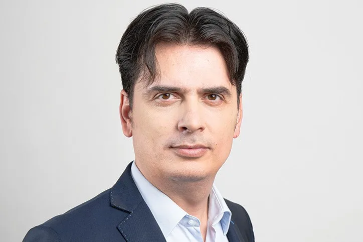Expansiunea capacității de producție în avicultură prin achiziții strategice.