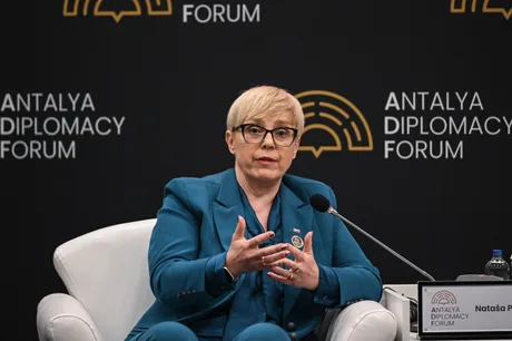 Președinta Sloveniei discută despre securitatea națională și ingerințele externe.