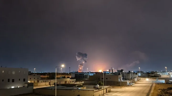 Explozii în Riad, semne de atac aerian asupra capitalei saudite.
