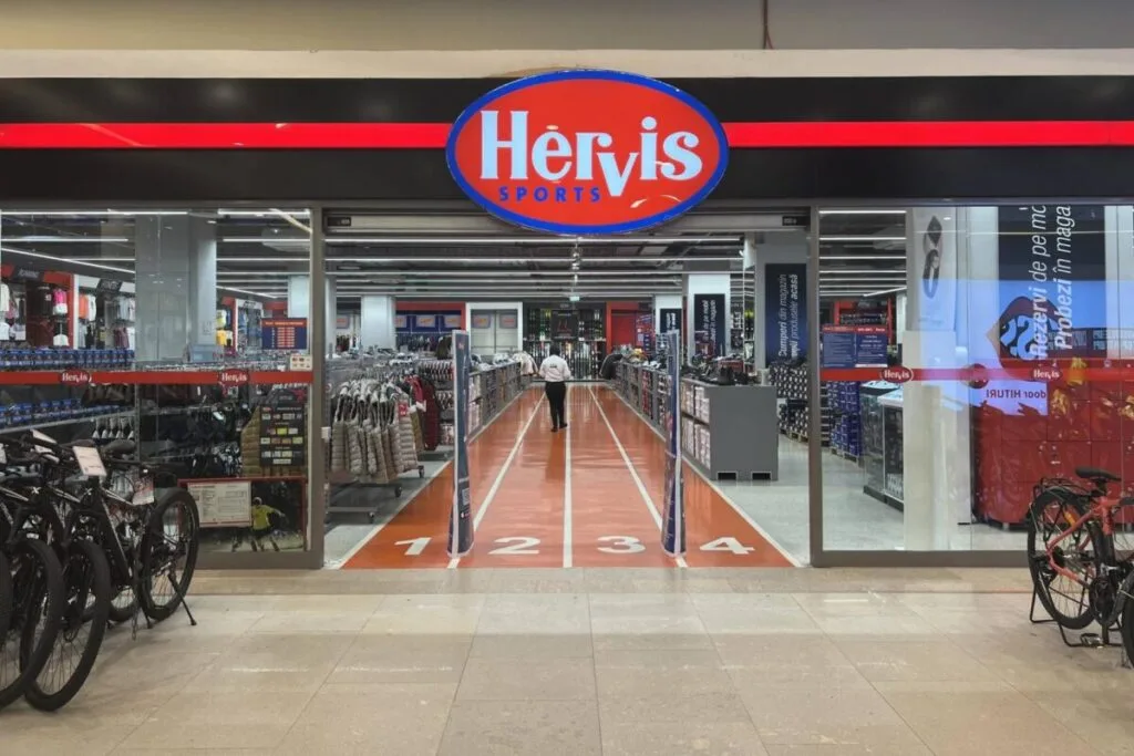 Magazin Hervis din România, pregătit pentru rebranding în Sports Direct.