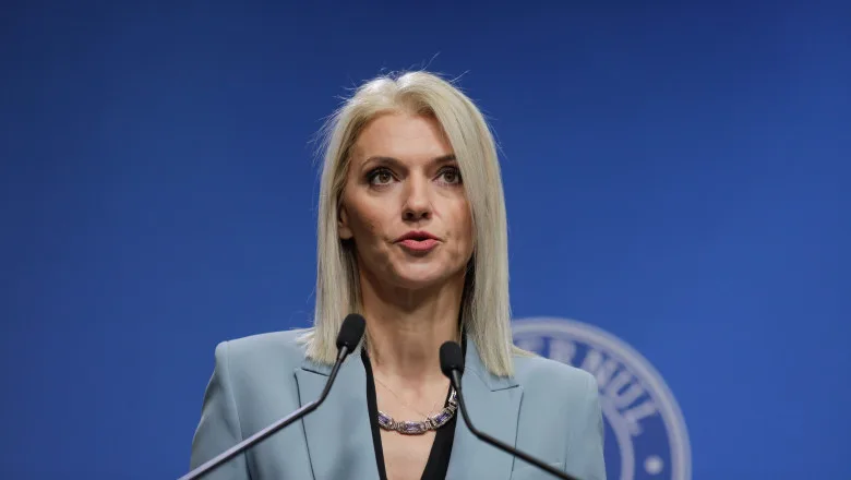Alina Gorghiu discută despre votul pentru Guvernul Mureșan.
