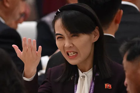 Kim Yo Jong avertizează despre riscurile crescute în Pacific.
