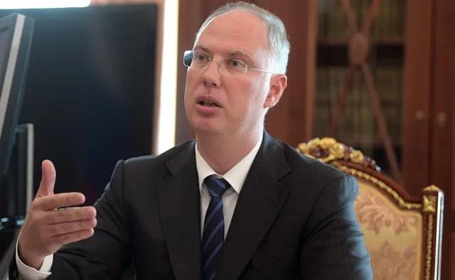 Kirill Dmitriev discutând despre investiții și negocieri internaționale.