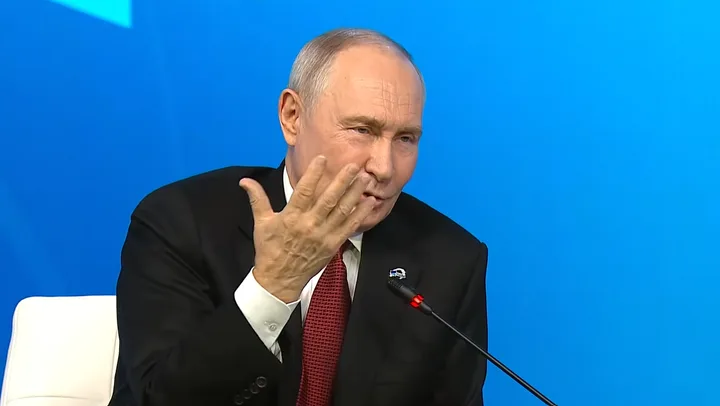 Vladimir Putin discută despre tensiunile din Kaliningrad și amenințările nucleare.