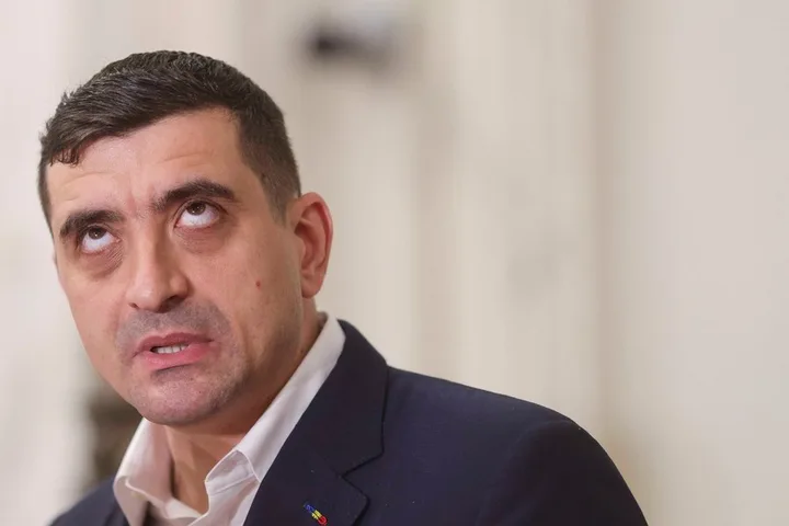 Critici la adresa Jandarmeriei după protestul fermierilor din Piața Victoriei.