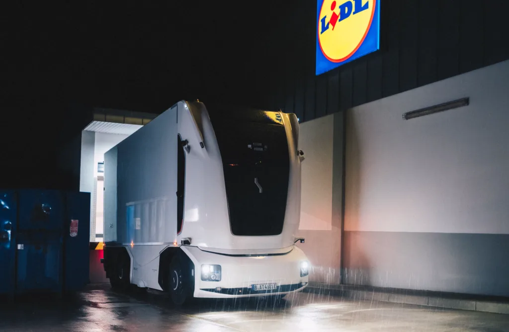 transport fara sofer, camion electric autonom, germania - copertă