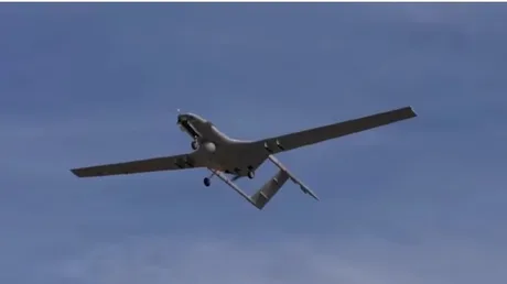 Drone zburând pe cerul Moscovei în timpul unui atac recent.