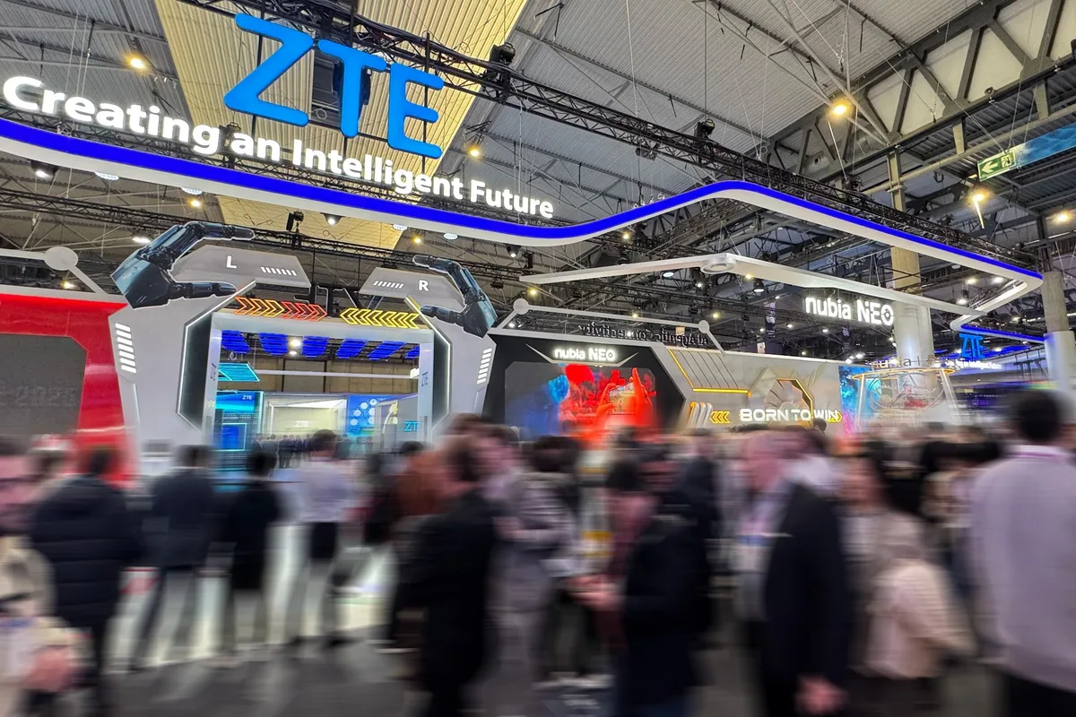 Standul nubia la MWC 2026, prezentând seria Neo 5 pentru gaming.