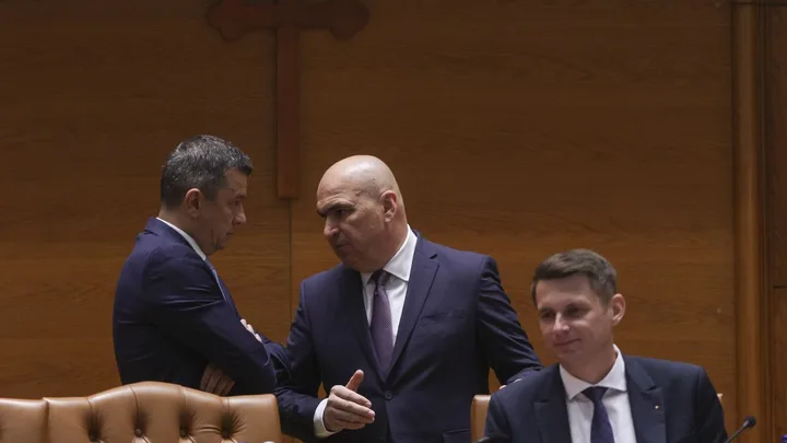 Sorin Grindeanu discută despre blocajele legislative din Parlament.