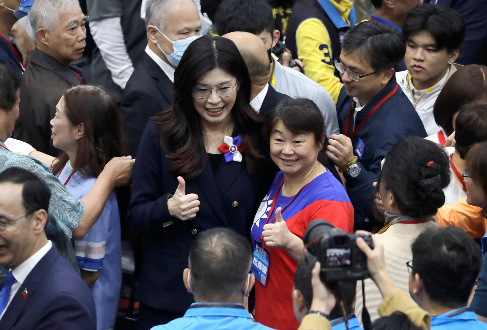Lideri politici din Taiwan discutând despre relațiile cu China și SUA.