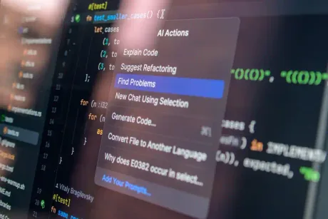 Programe de inteligență artificială în dezvoltare pe un ecran de computer.