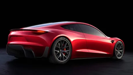 Noul Roadster Tesla, un model dedicat conducătorilor umani.