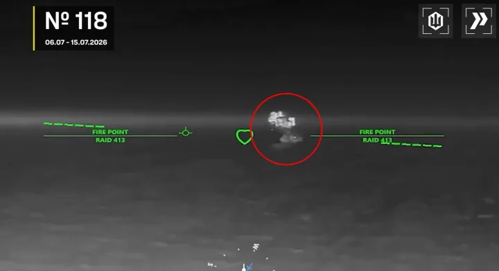 Dronele ucrainene atacă nave rusești în Marea Neagră, intensificând conflictul maritim.