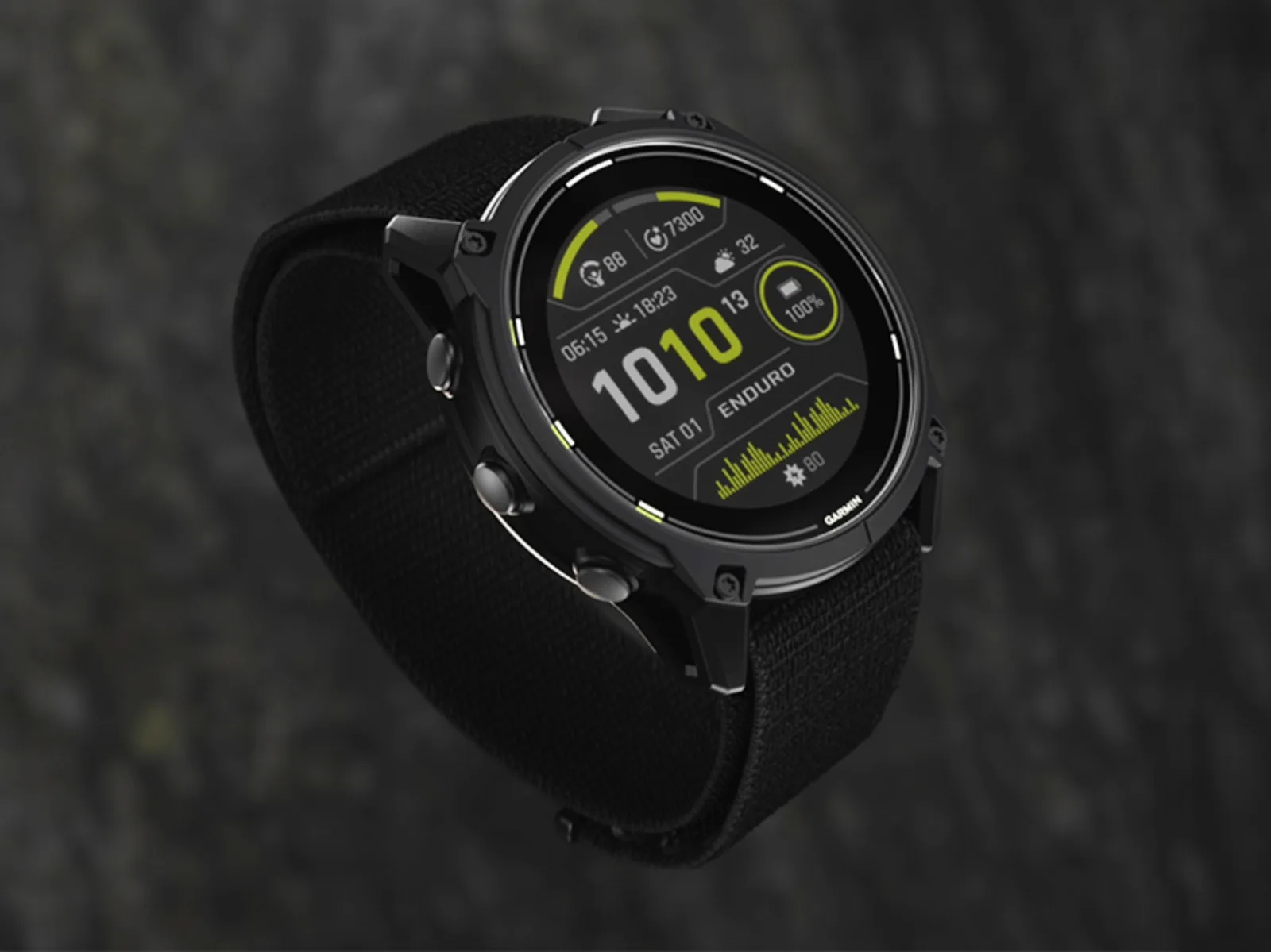 Ceas Garmin Enduro 4 cu design modern și caracteristici avansate.