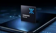 Chipset Exynos 2700 pe un telefon Samsung, simbolizând inovația tehnologică.