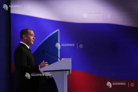 Dmitri Medvedev discută despre relațiile economice dintre Rusia și Armenia.