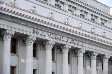 Clădirea Băncii Naționale a României, simbol al stabilității financiare.