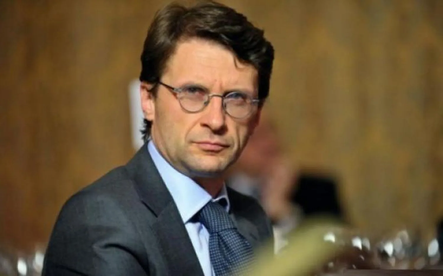 Dan Suciu discutând despre acuzațiile din cazul ROBOR.