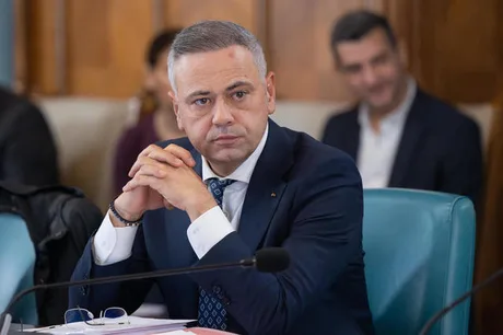 Florin Barbu discutând despre impactul agriculturii asupra economiei României.