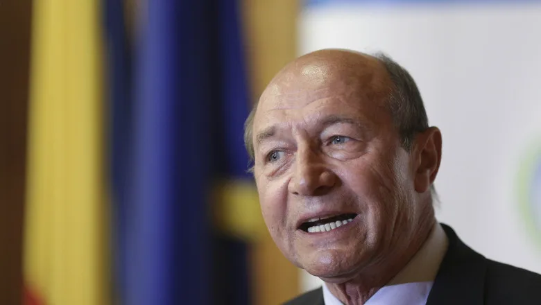 Traian Băsescu discutând despre alianța PSD-AUR și suveranitate.