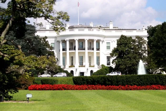 Casa Albă, simbol al puterii și istoriei americane.