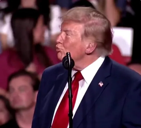 Donald Trump vorbește despre sancțiunile impuse Curții Penale Internaționale.