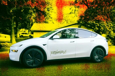 Tesla are o flotă redusă de robotaxiuri în California.