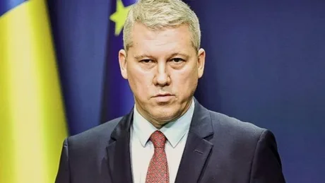 Cătălin Predoiu discută despre proiectul legii integrității în Parlament.