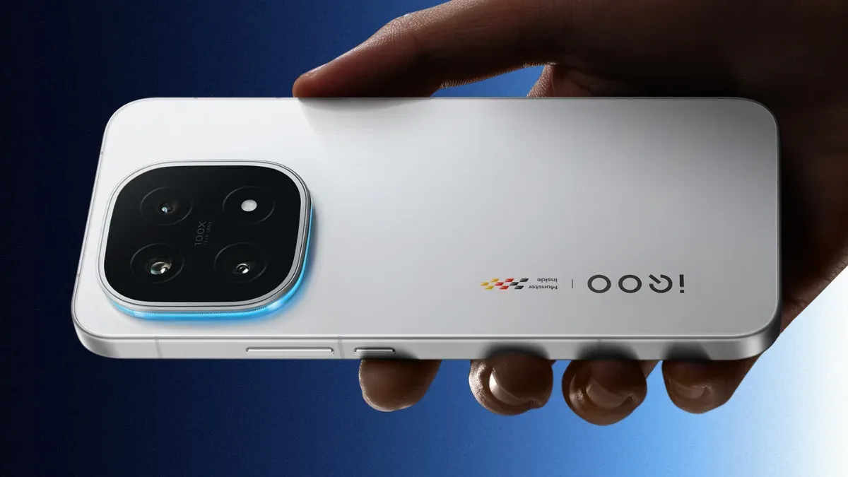iQOO 15 Ultra, smartphone performant, cu design elegant și specificații de top.