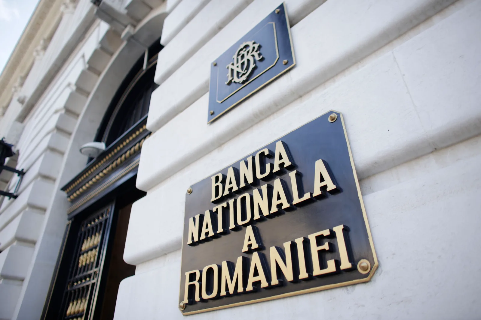 Clădirea Băncii Naționale a României, simbol al economiei românești.