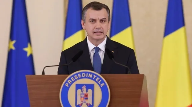 Eugen Tomac anunță demisia din conducerea PMP în fața presei.