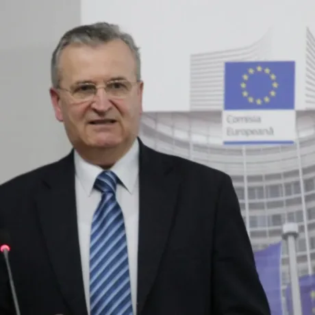 Vasile Pușcaș discută despre aderarea Republicii Moldova la Uniunea Europeană.
