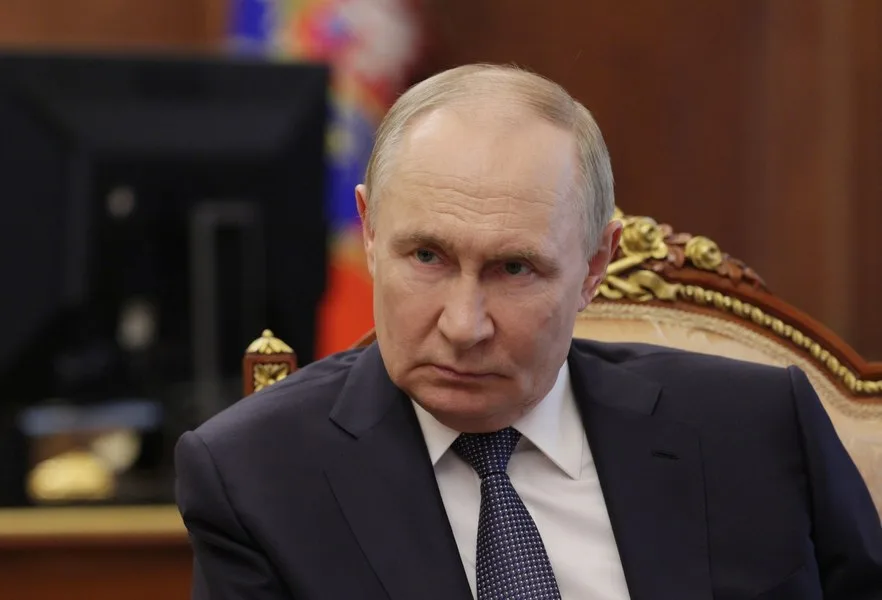 Tensiuni politice la Kremlin înainte de alegerile pentru Duma de Stat.