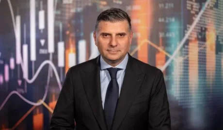 Președintele ASF discută despre creșterea asigurărilor de sănătate și digitalizare.
