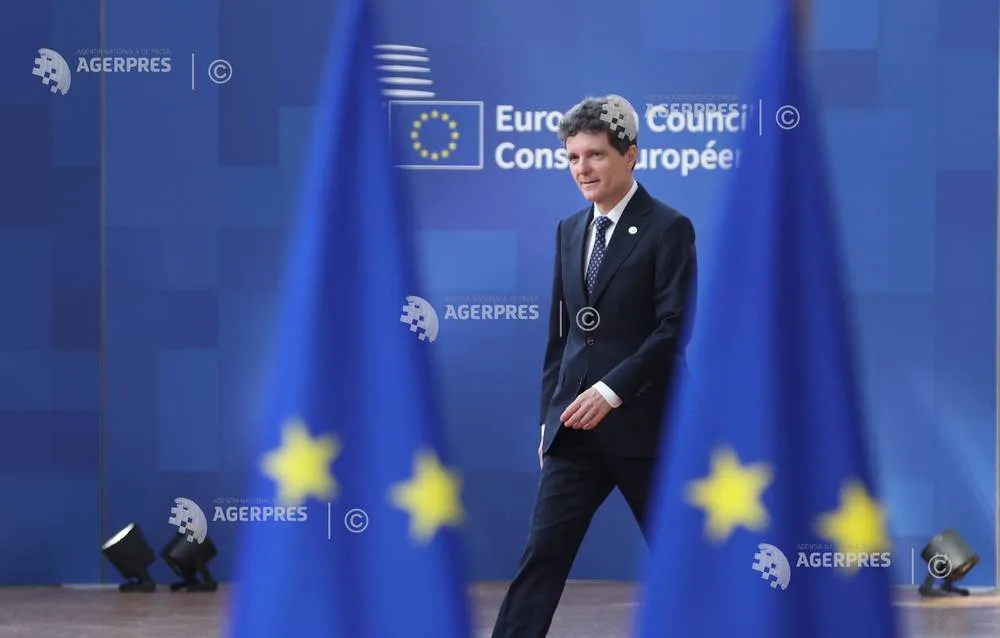 Nicușor Dan discută despre bugetul multianual al Uniunii Europene.