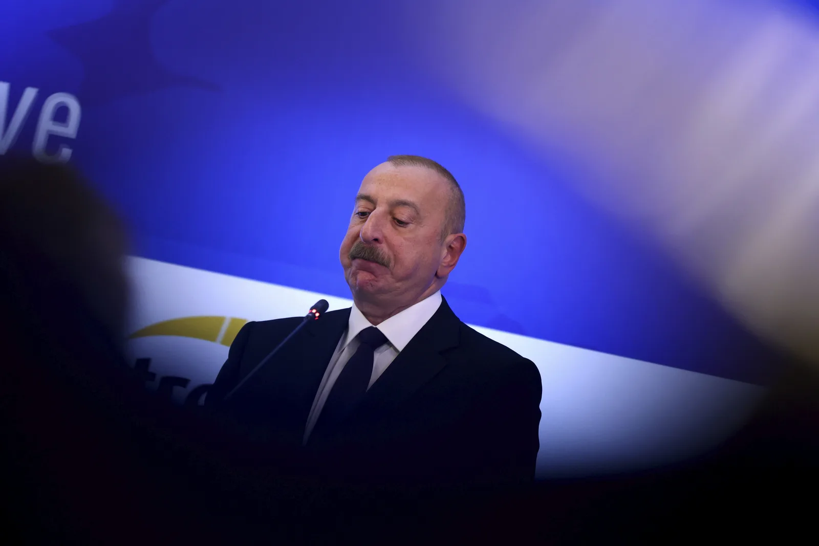 Ilham Aliyev discută despre efectele coloniale ale trecutului Azerbaidjanului.