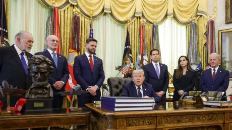 Donald Trump anunță prelungirea armistițiului între Israel și Liban la Casa Albă.