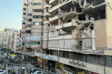 Clădiri distruse în urma atacurilor aeriene din Liban.