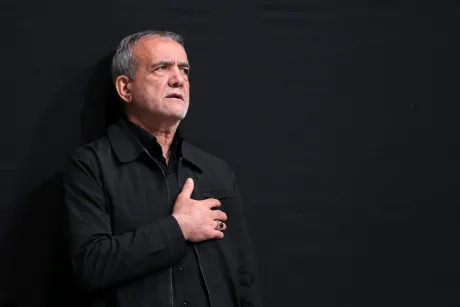 Masoud Pezeshkian exprimându-și angajamentul pentru siguranța navelor japoneze.