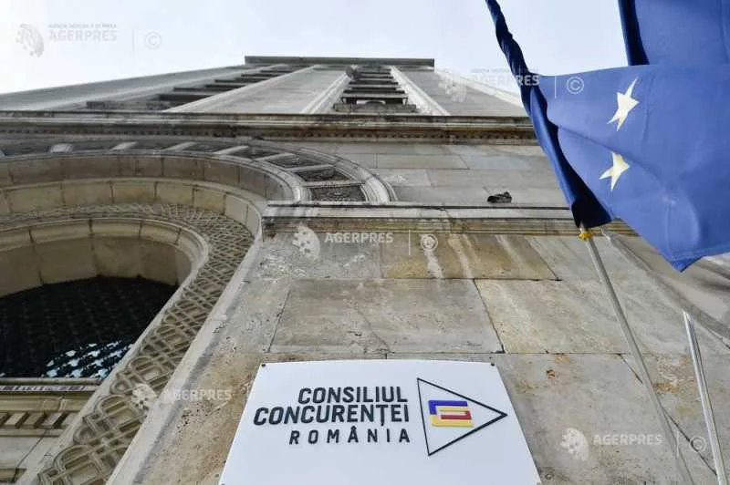 Sediul Consiliului Concurenței din România, cu steagul Uniunii Europene în prim-plan.