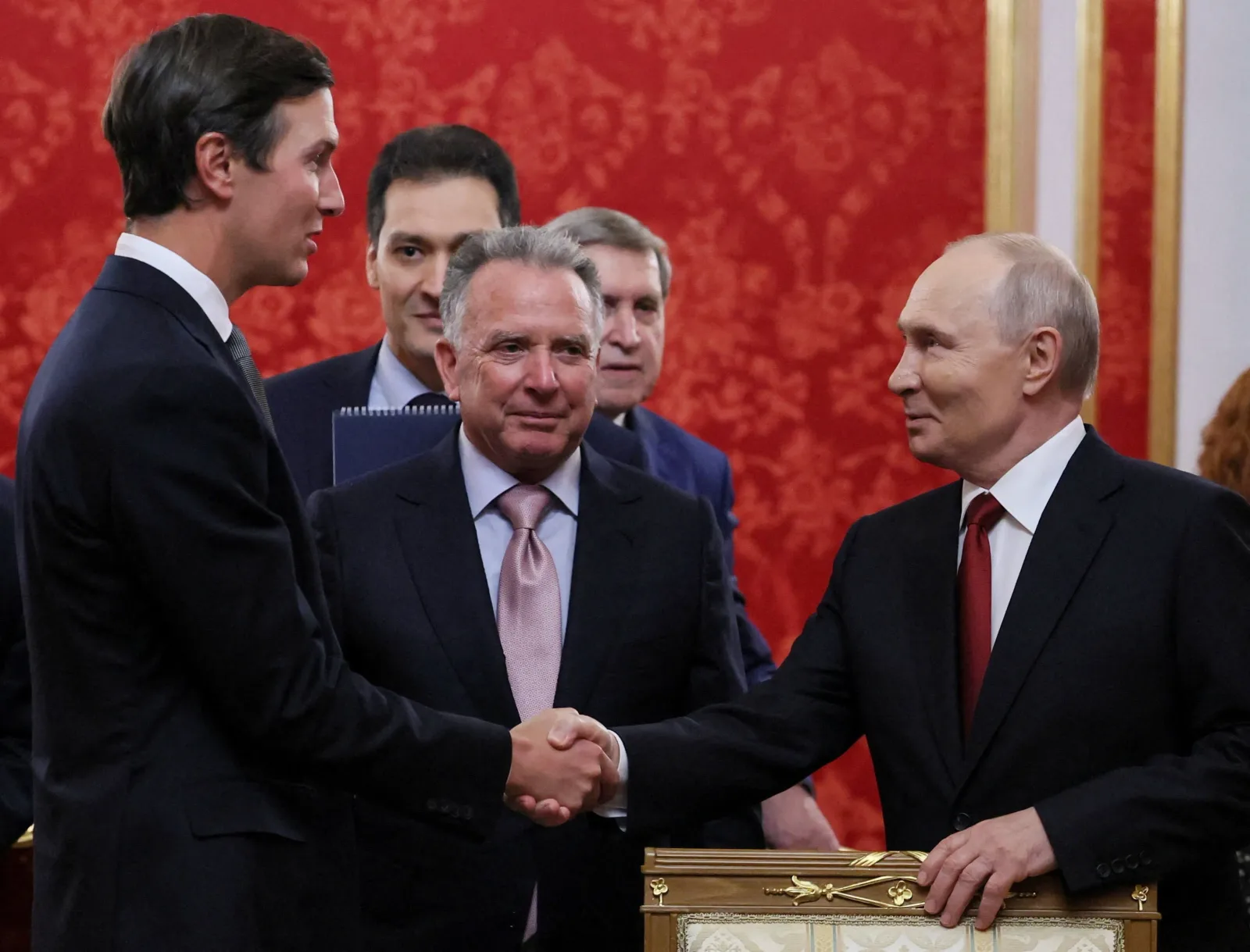 Întâlnire între Putin și emisarii americani despre Ucraina și proiecte economice.