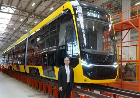 Primul tramvai modern de 20 de metri pentru Timișoara, parte din flota de transport public.