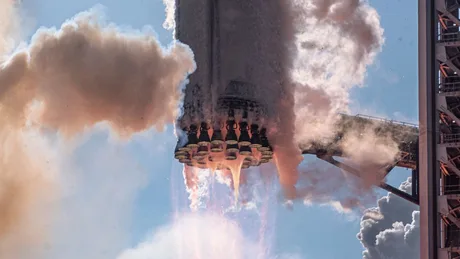 Testul Starship Flight 13 se pregătește pentru lansare de la Starbase, Texas.