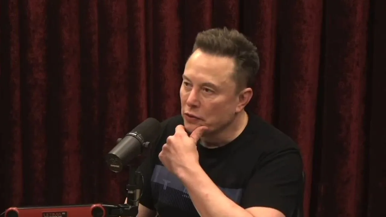 Elon Musk discută despre provocările automatizării în producția Tesla.